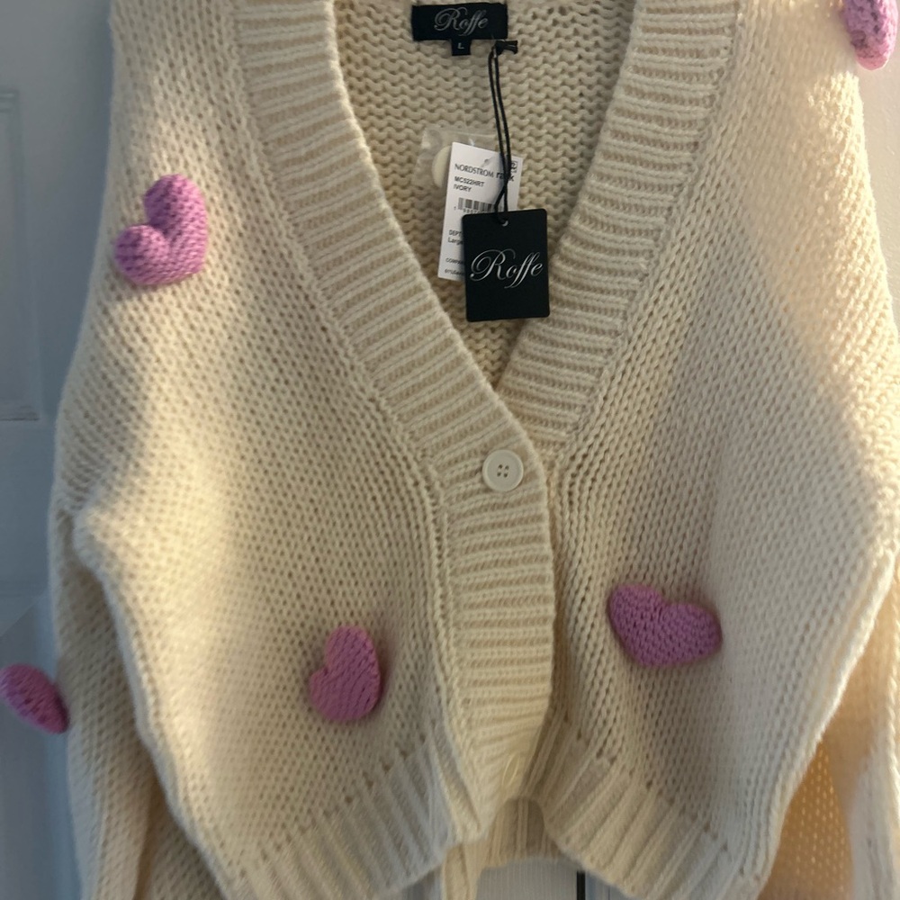 NWT ROFFE pink heart 🩷 appliqué cardigan sweater. - Picture 12 of 16